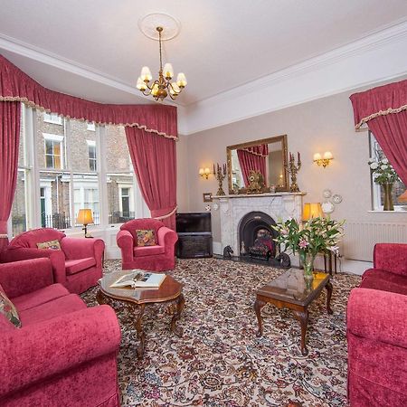 Alhambra Court Hotel Йорк Екстериор снимка