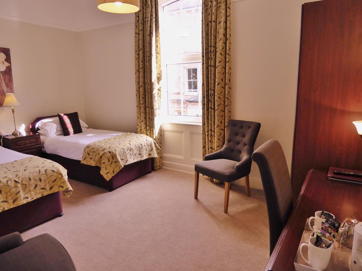Alhambra Court Hotel Йорк Екстериор снимка