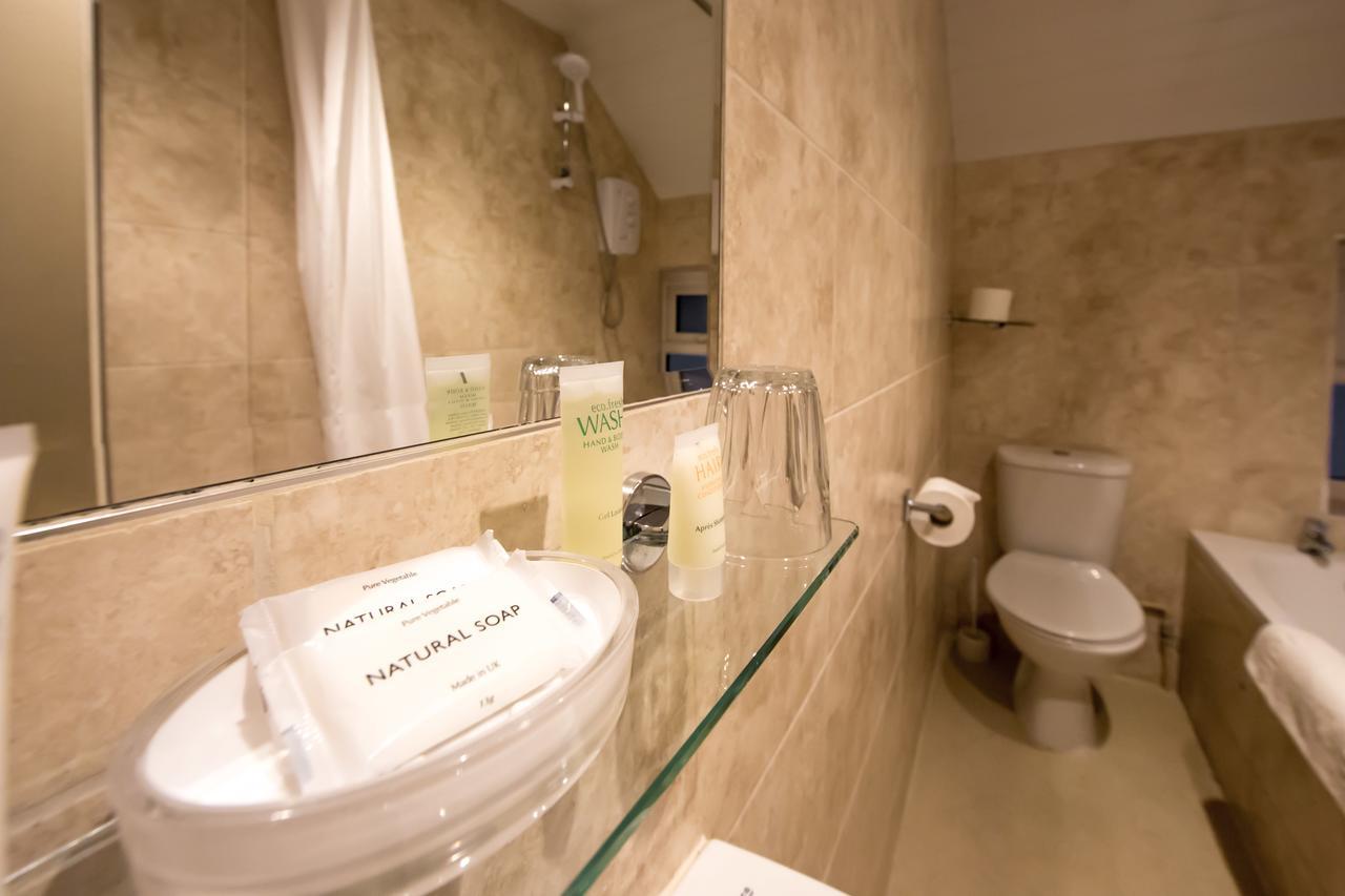Alhambra Court Hotel Йорк Екстериор снимка